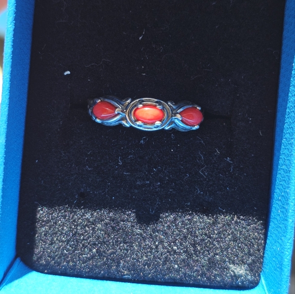Carolyn Pollack sterling silver coral ring size 6 1/4. Stamped with the signatur - Picture 4 of 4